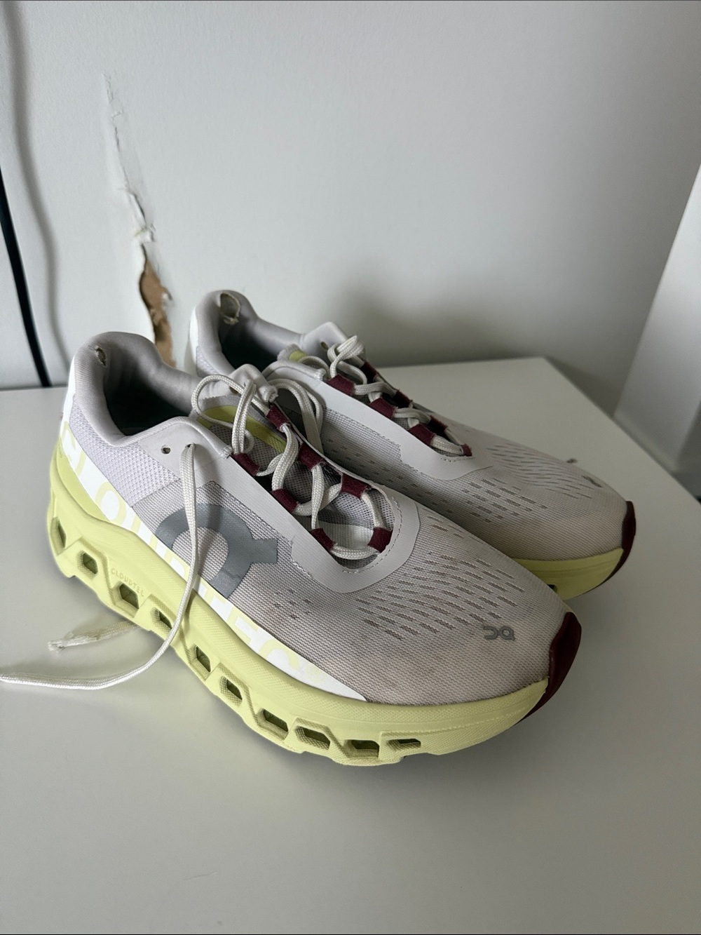 On Cloud Monster Running Shoe - 8.5